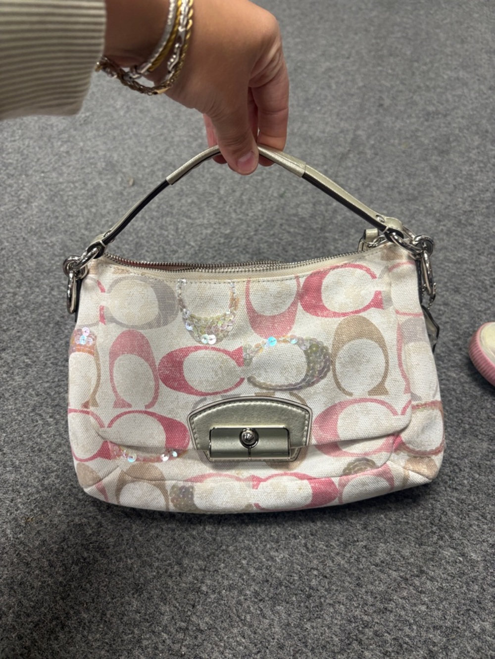 Vintage Coach Pink & Cream Signature Sequin Bag 19339 - Picture 7 of 7
